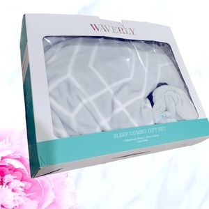 Plush blanket Sleep combo Gift set